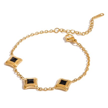 Gold chain bracelet